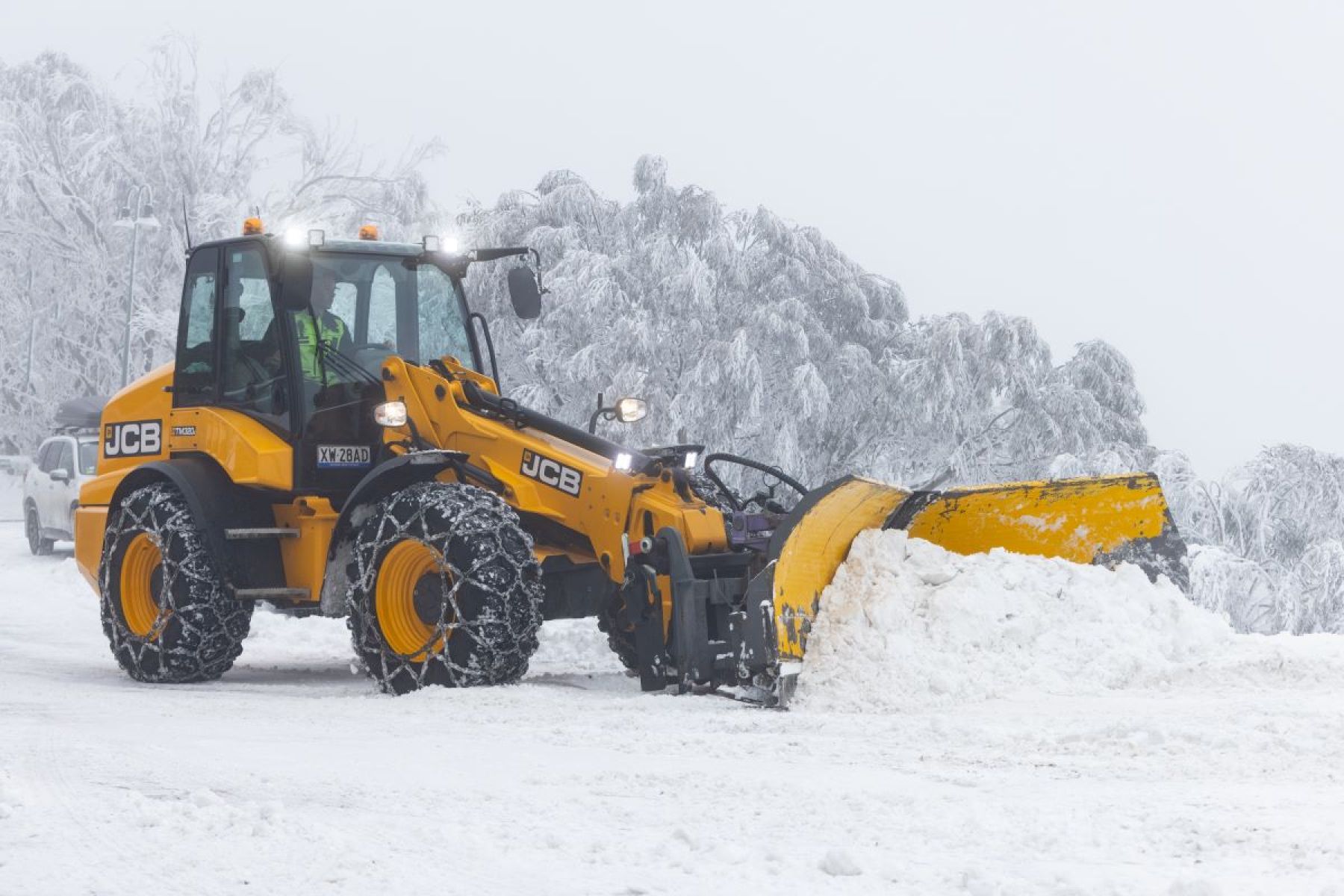 Snow clearing at Mt Buller